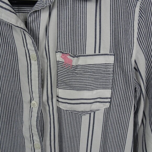 💰3/$25 ABERCROMBIE KIDs Girls Button Down Shirt Top Stripes Logo Preppy 13/14 - Picture 4 of 12